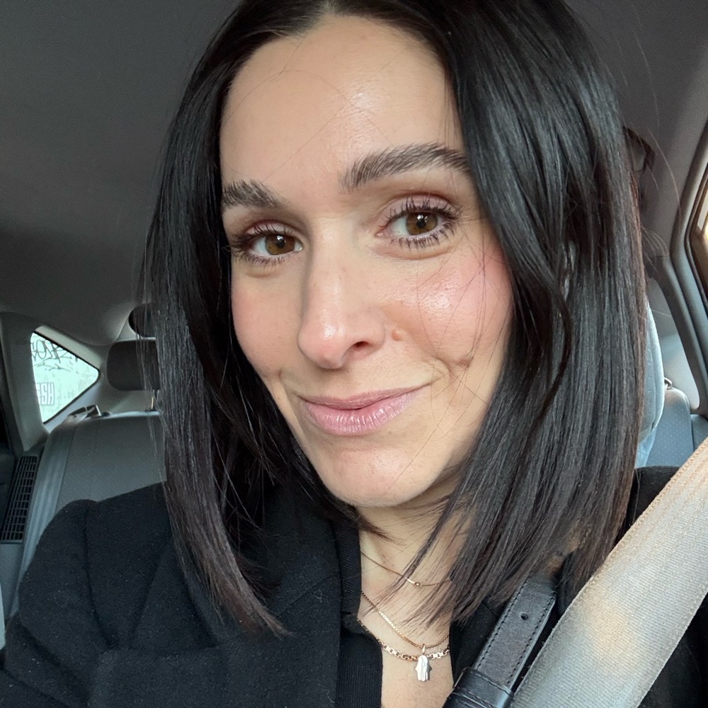 Meet your Posher, Cara